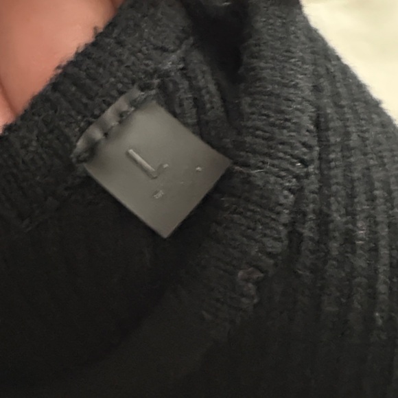 Essentials Black Ribbed Crop Top - Picture 3 of 6